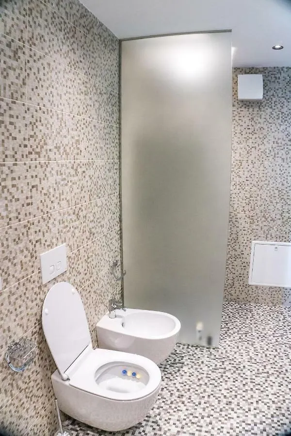 Venere Tirana Suite 0*,